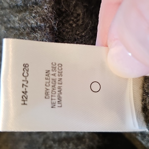 Women's Cozy Dark Green Sweater From Anthropologie - Picture 11 of 13